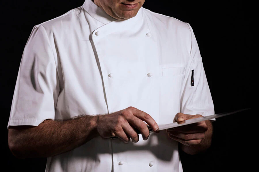 How to Choose the Right Chef Uniform: Factors to Consider When Shopping for Attire